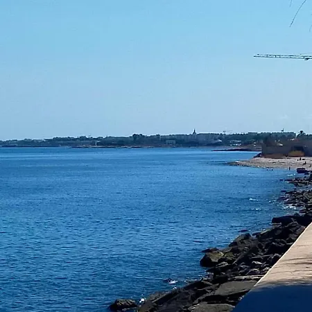 Апартаменты Melficta House