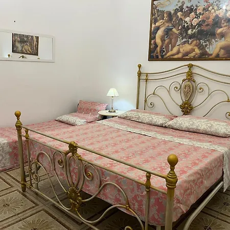 Melficta House Apartmán