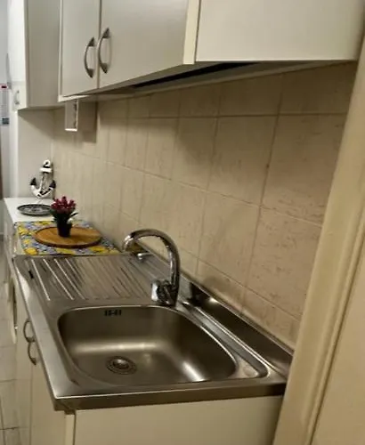 Melficta House 아파트 *