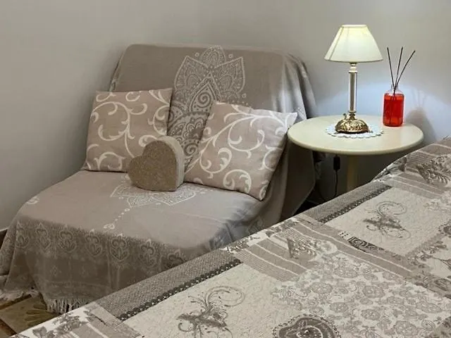 아파트 Melficta House 몰페타